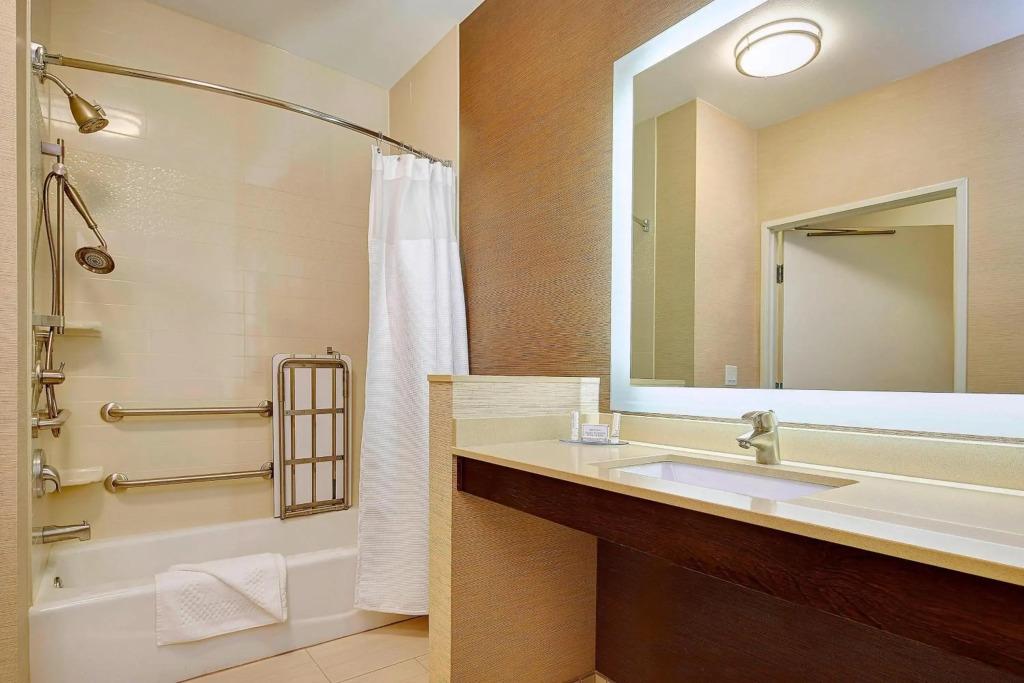 hotel image 16