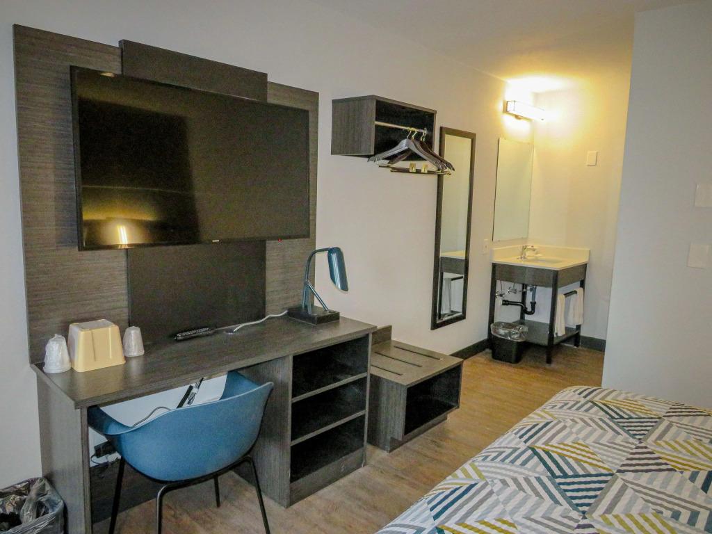 hotel image 13