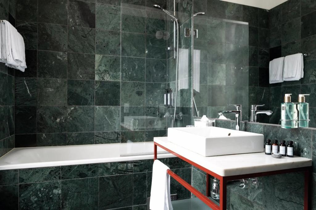hotel image 37