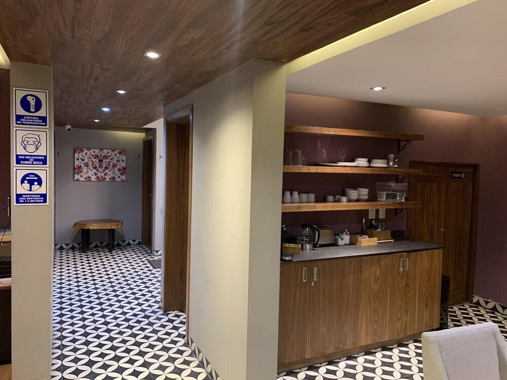 hotel image 16