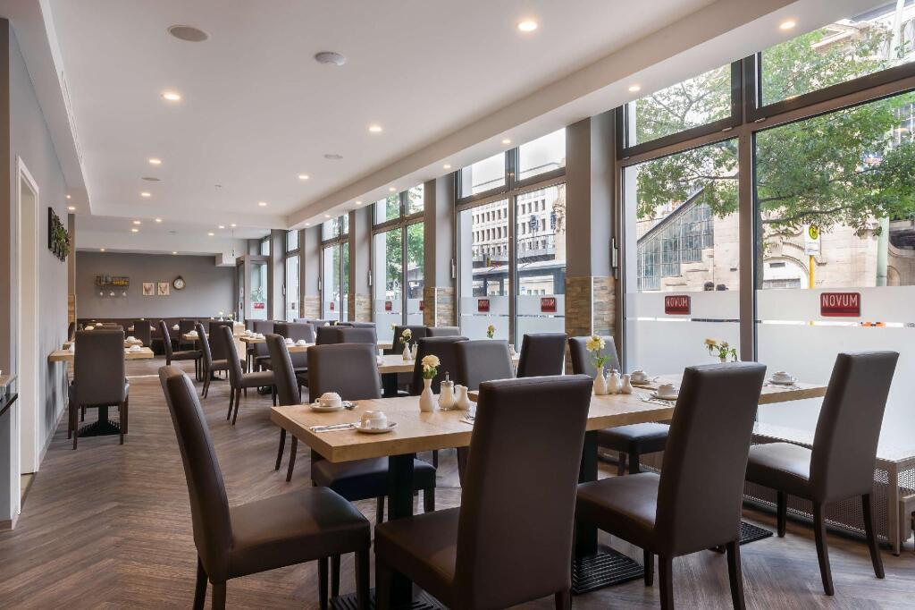 hotel image 12