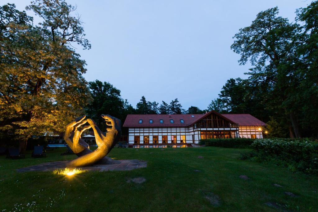 hotel image 13