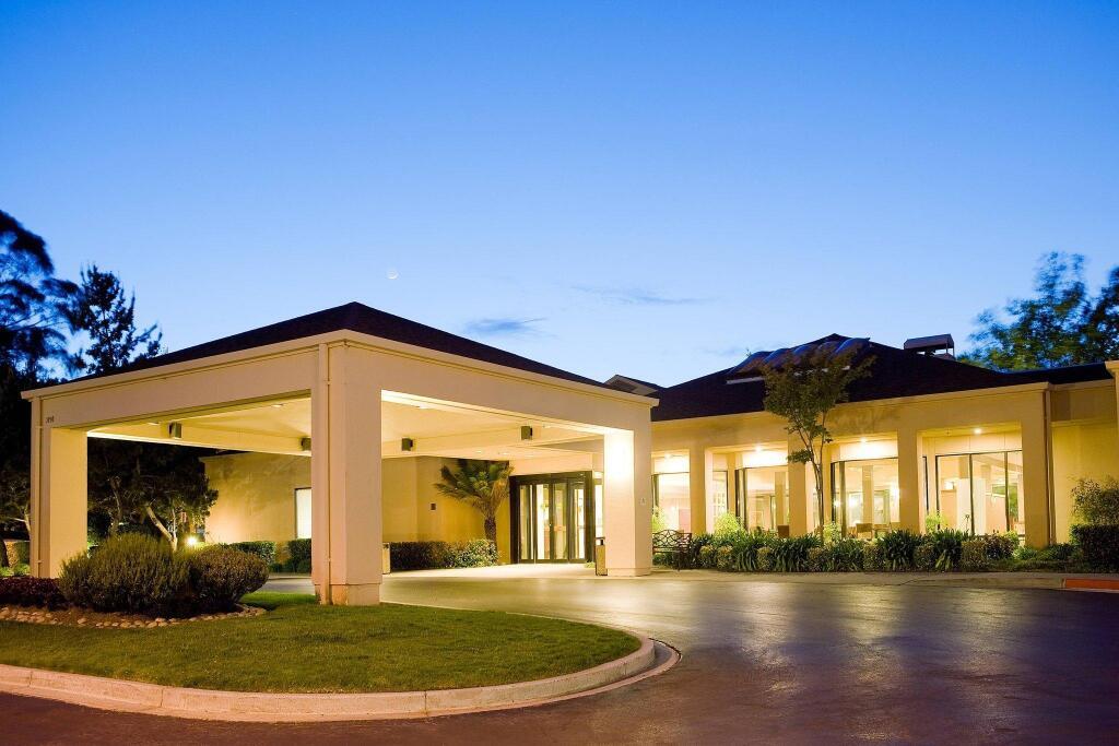 hotel image 9