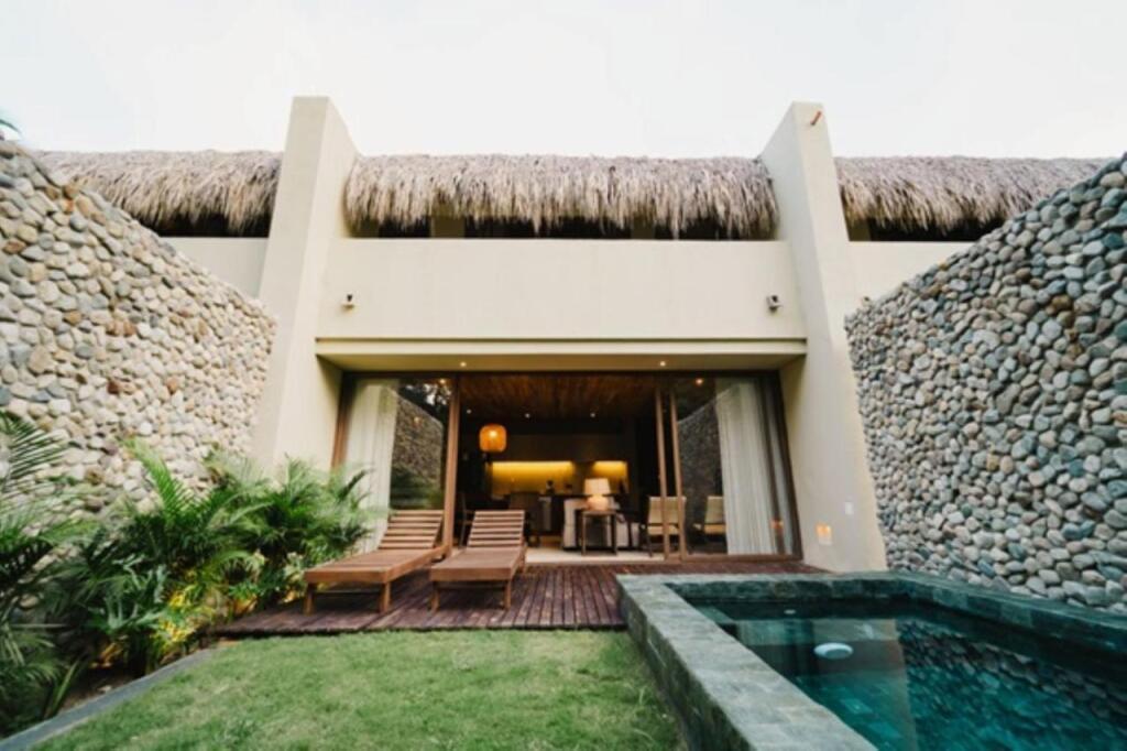 hotel image 16