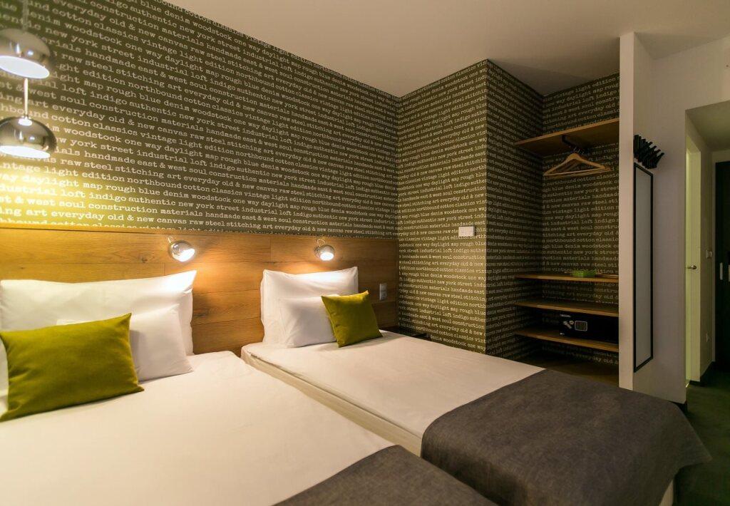 hotel image 9
