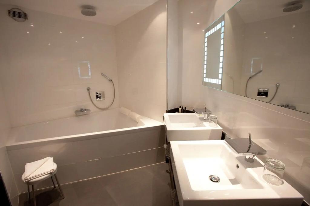hotel image 64