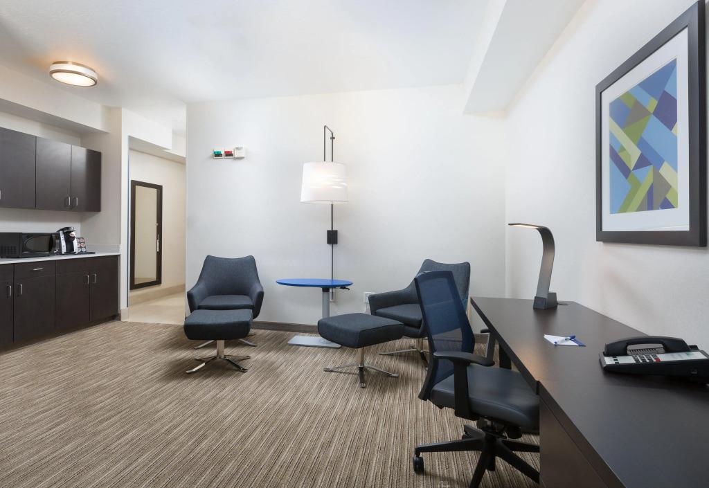 hotel image 16