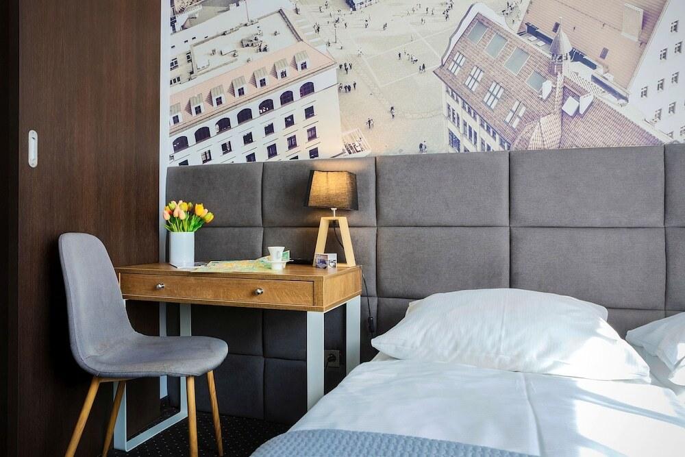 hotel image 11