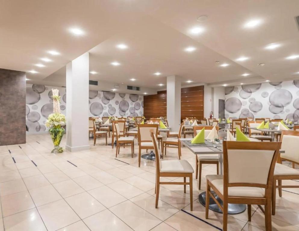 hotel image 16