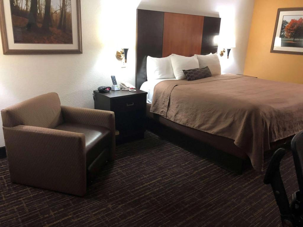 hotel image 10