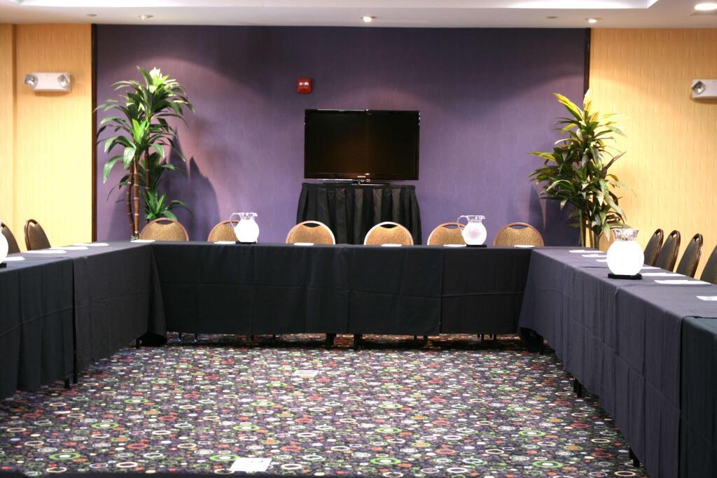 hotel image 10