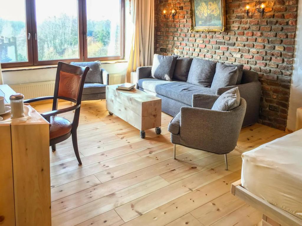 hotel image 16