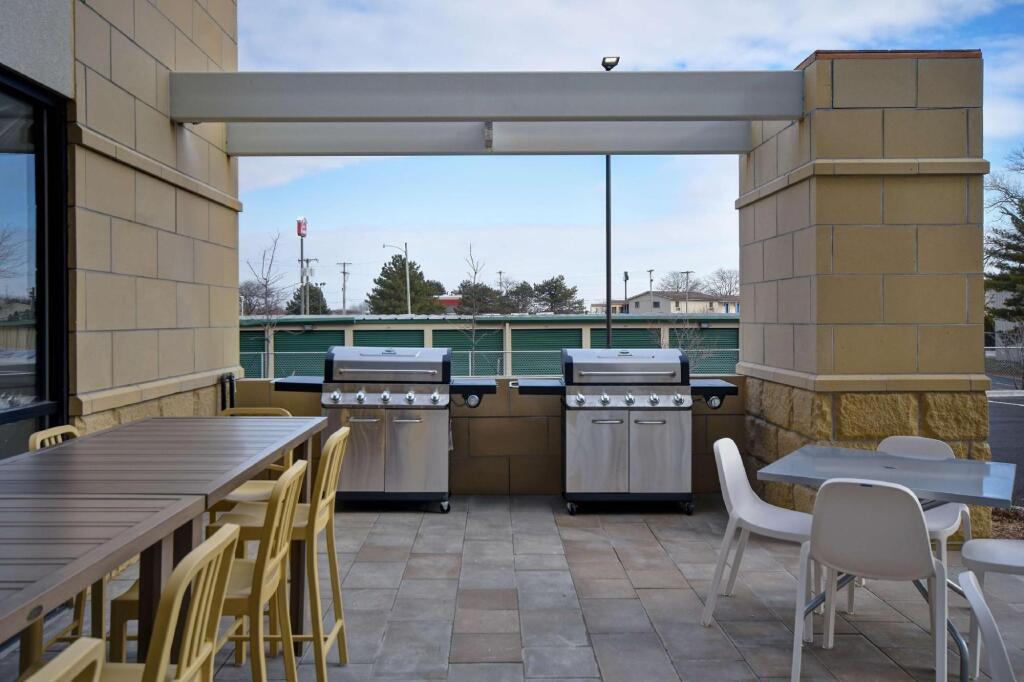 hotel image 16
