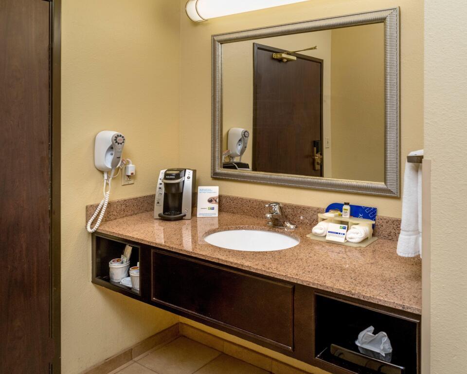 hotel image 10