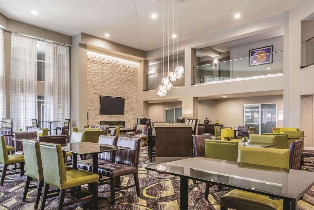 hotel image 16