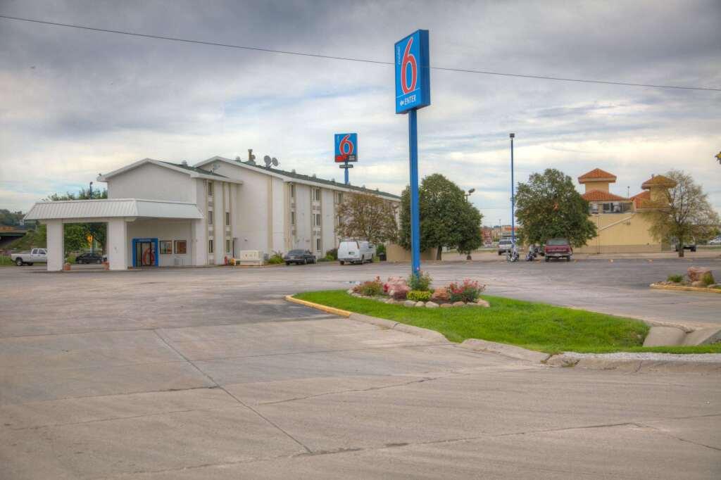 hotel image 13