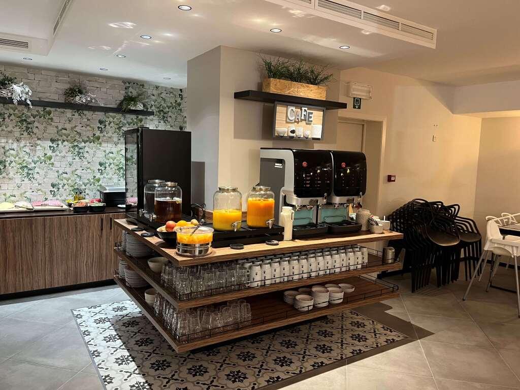 hotel image 9