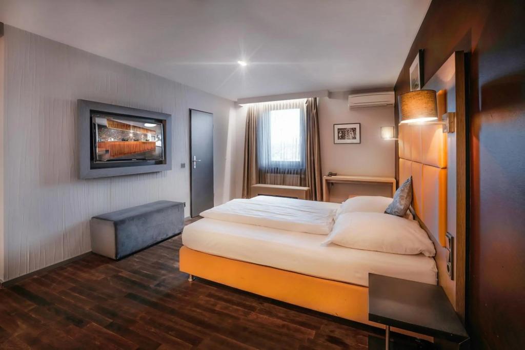 hotel image 8