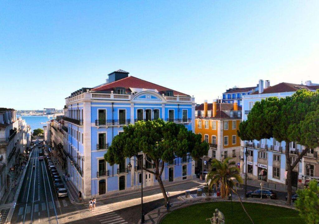 hotel