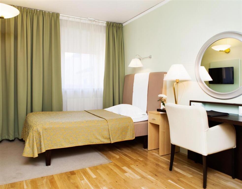 hotel image 7