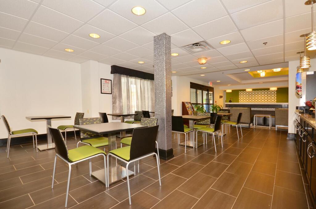 hotel image 9