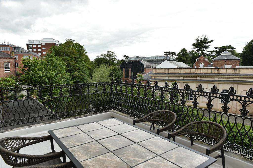 hotel image 16