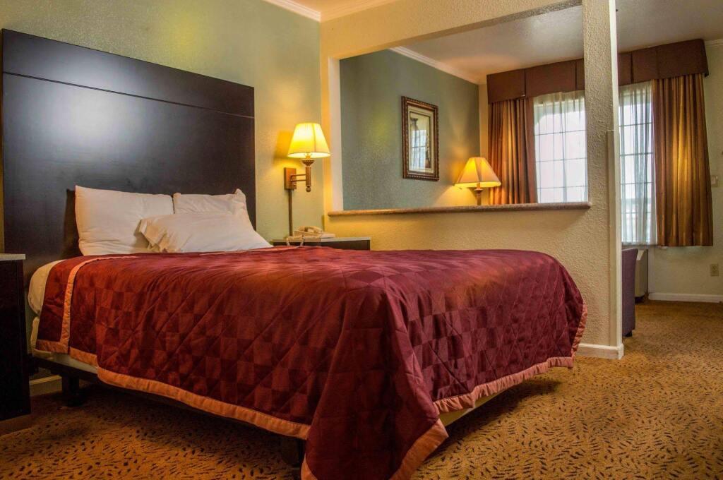 hotel image 8