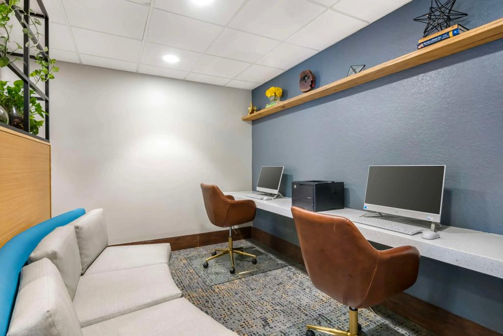 hotel image 13