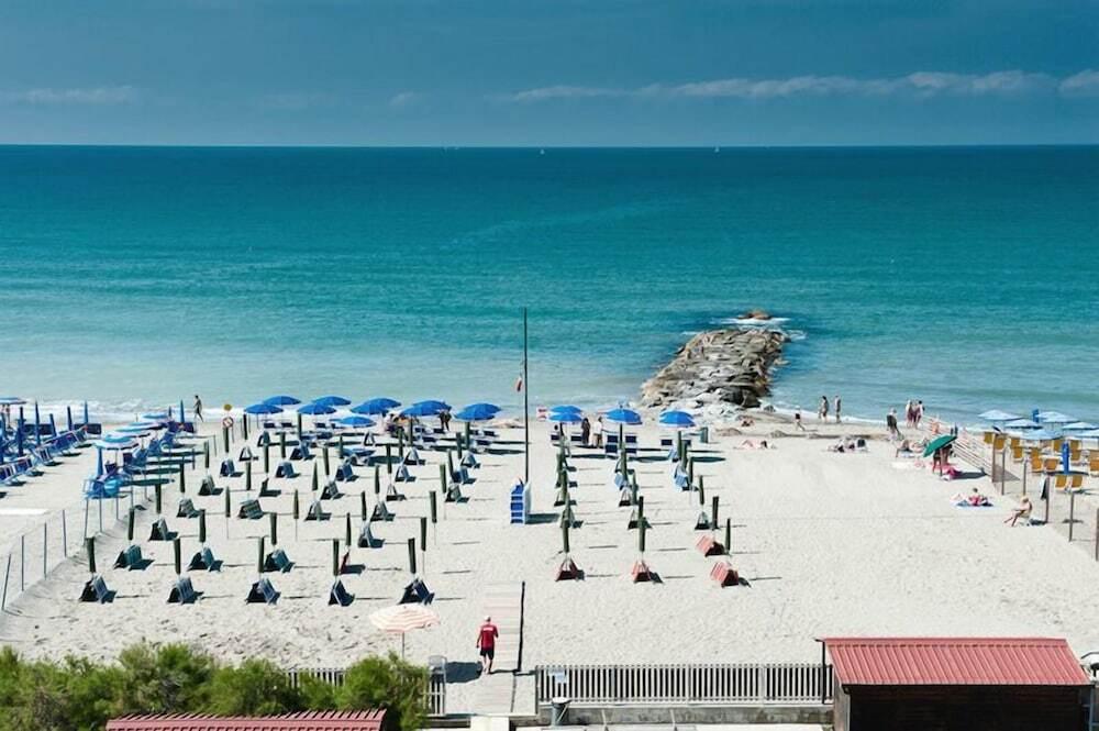 hotel image 35