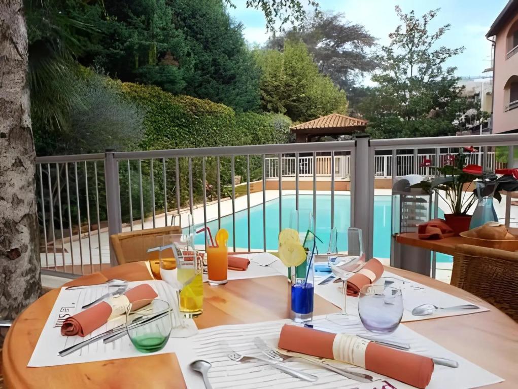 hotel image 12