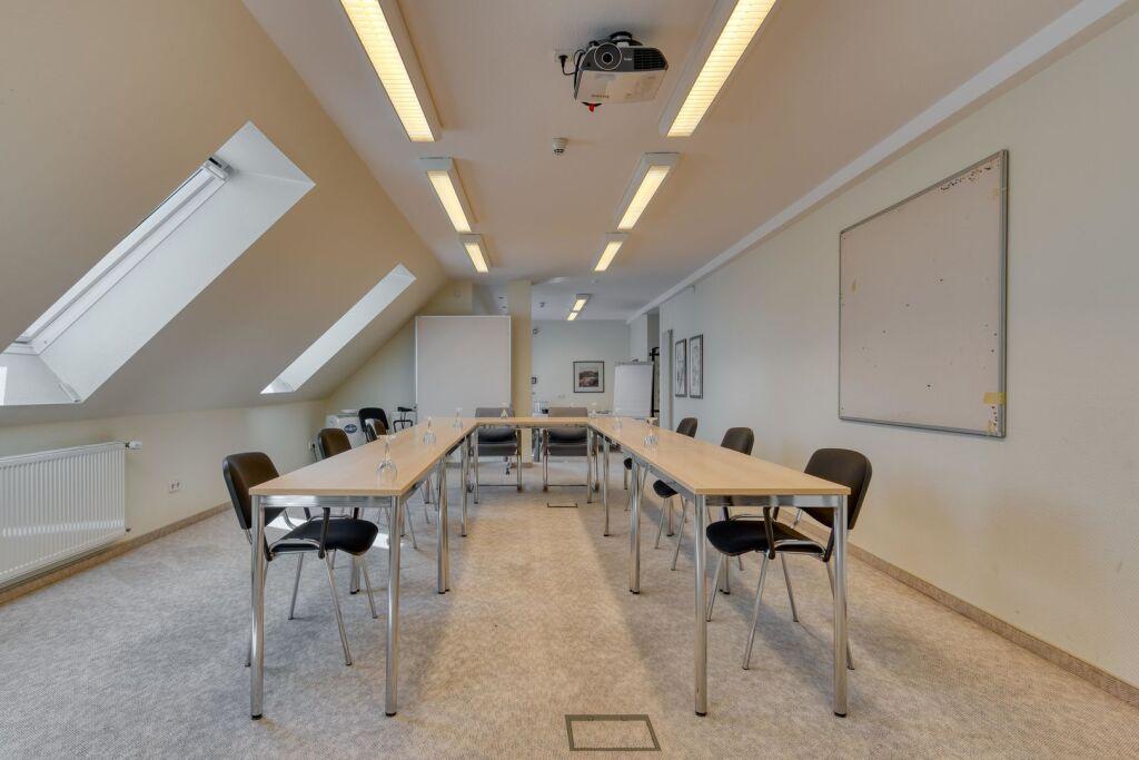 hotel image 16