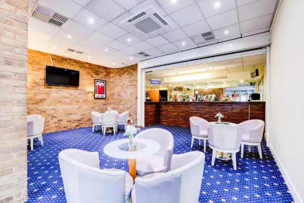 hotel image 13