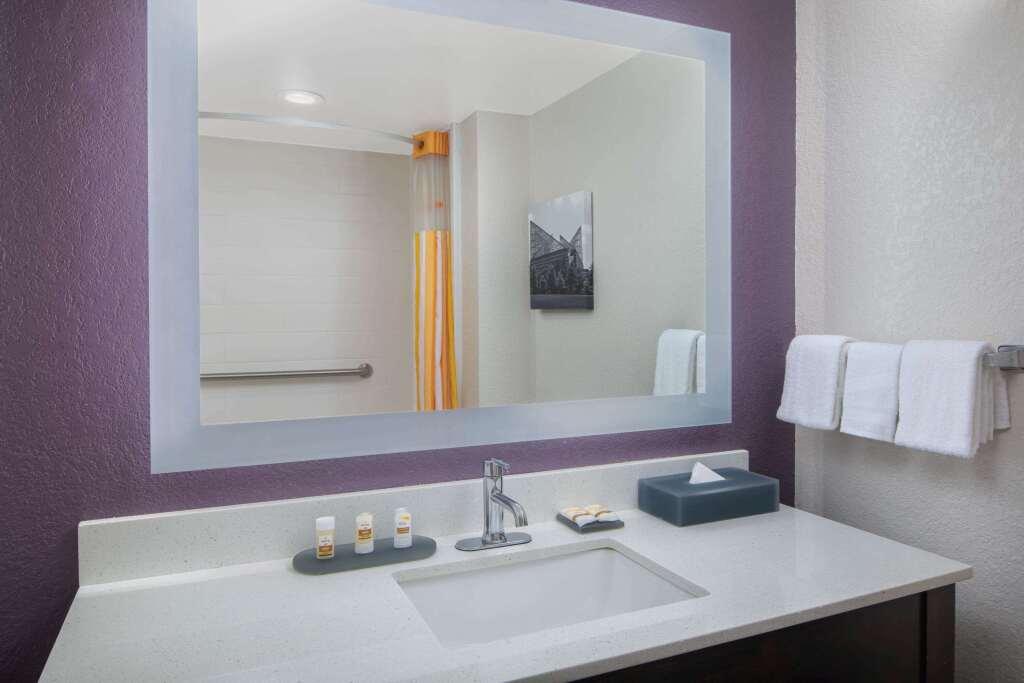 hotel image 8
