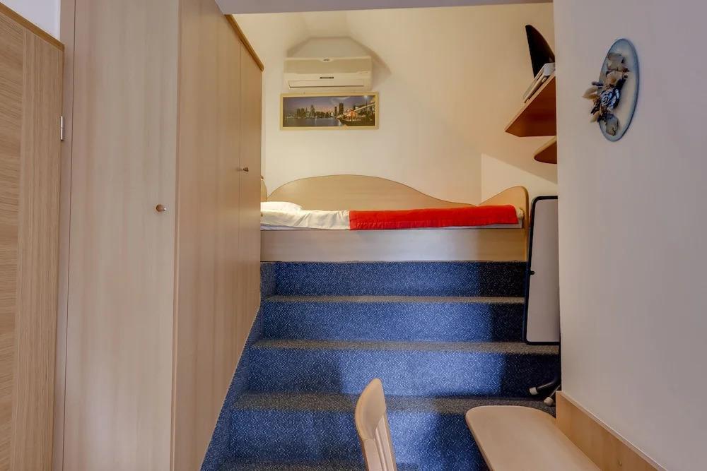 hotel image 38