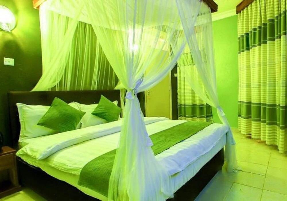 hotel image 10