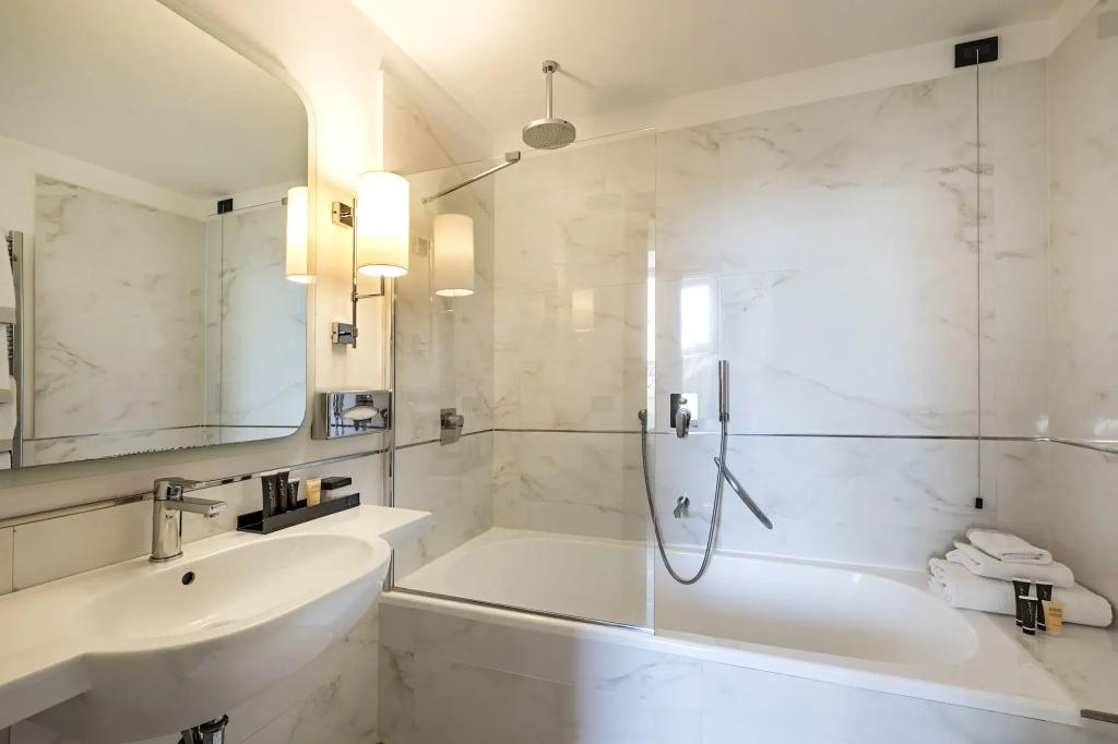 hotel image 9