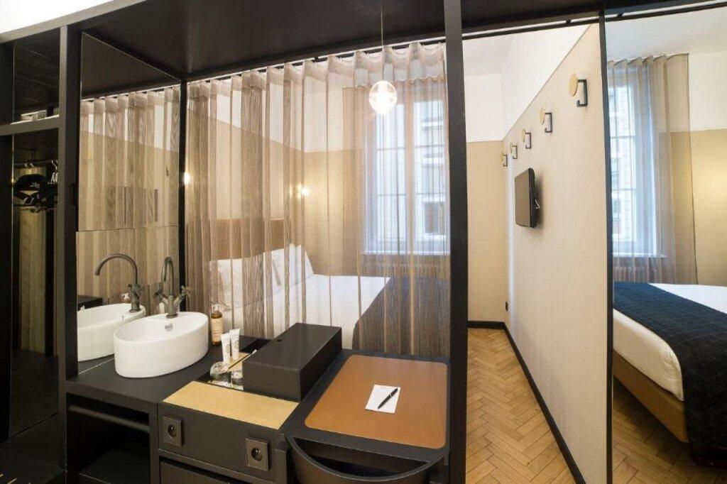 hotel