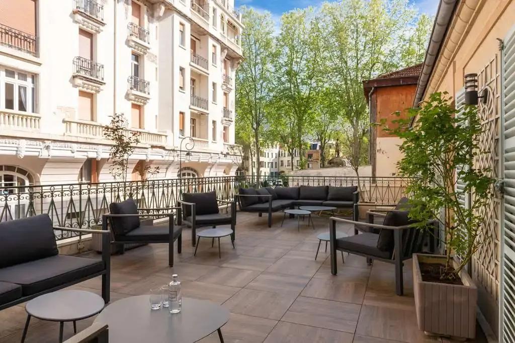 hotel image 9