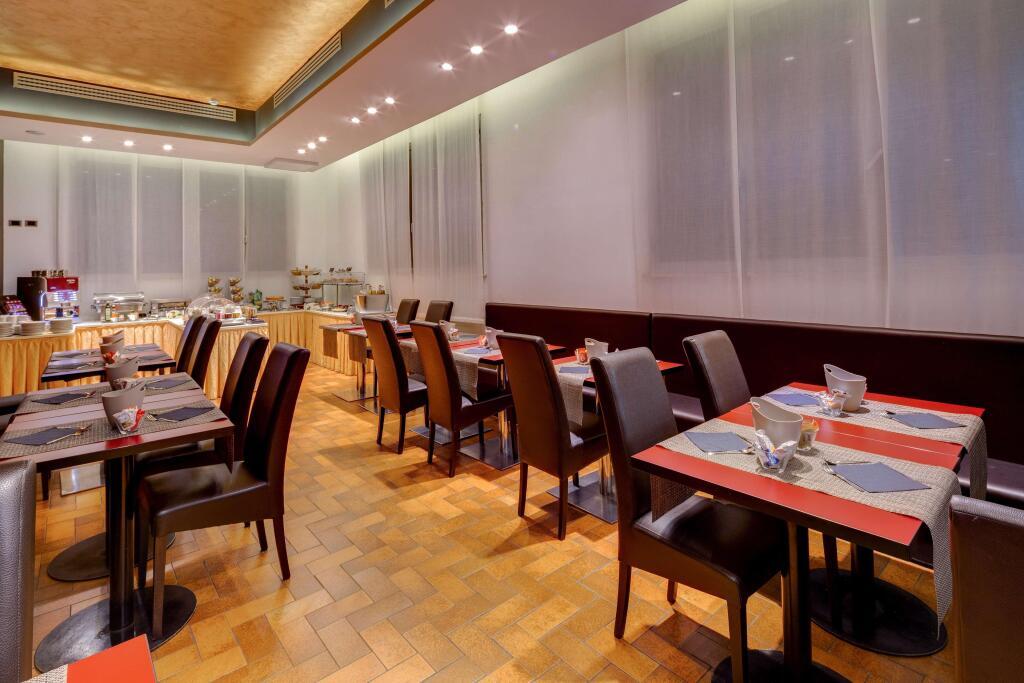 hotel image 11