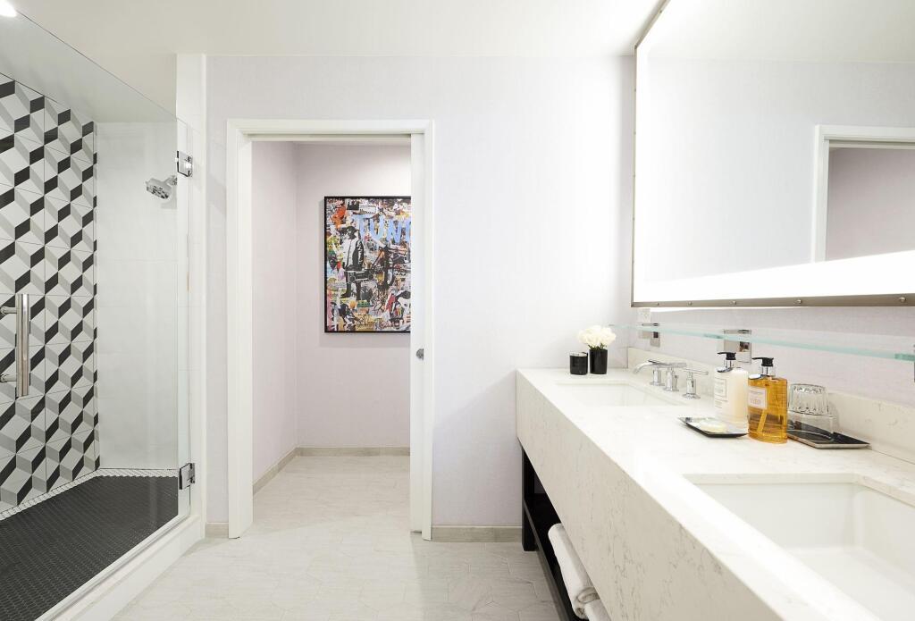 hotel image 16