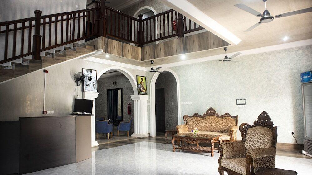 hotel image 13
