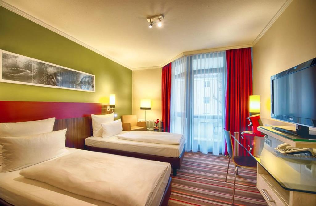 hotel image 13