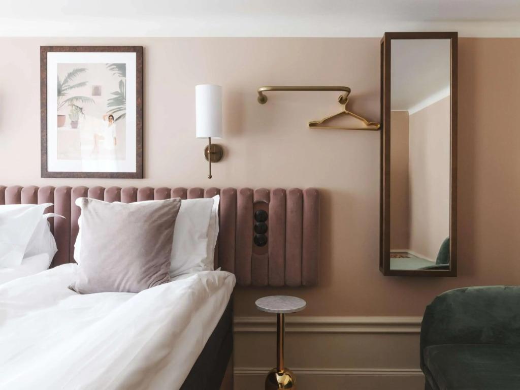 hotel image 10