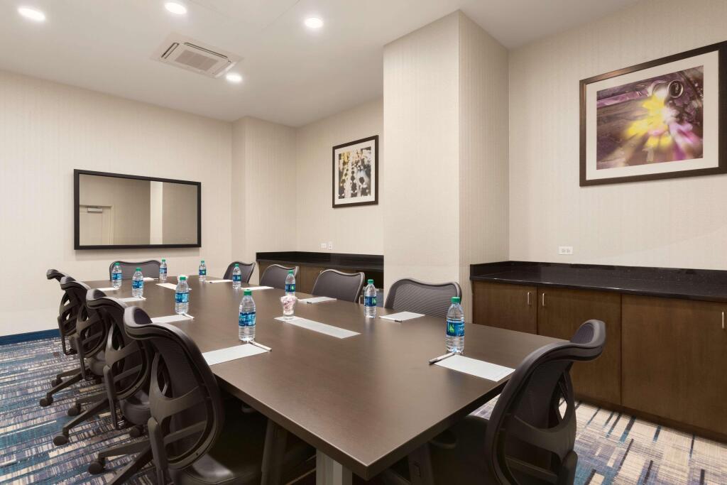 hotel image 10
