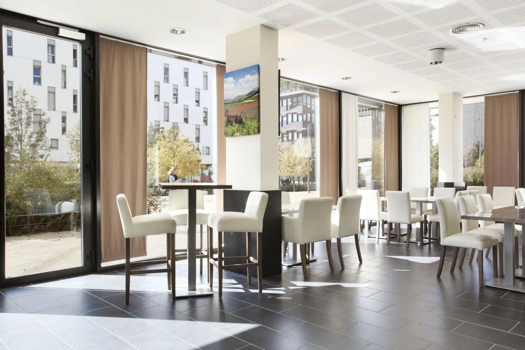 hotel image 12