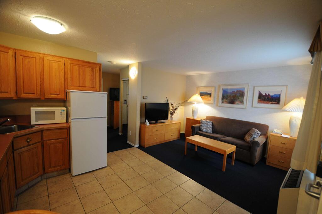 hotel image 10