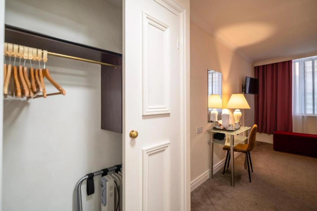 hotel image 38