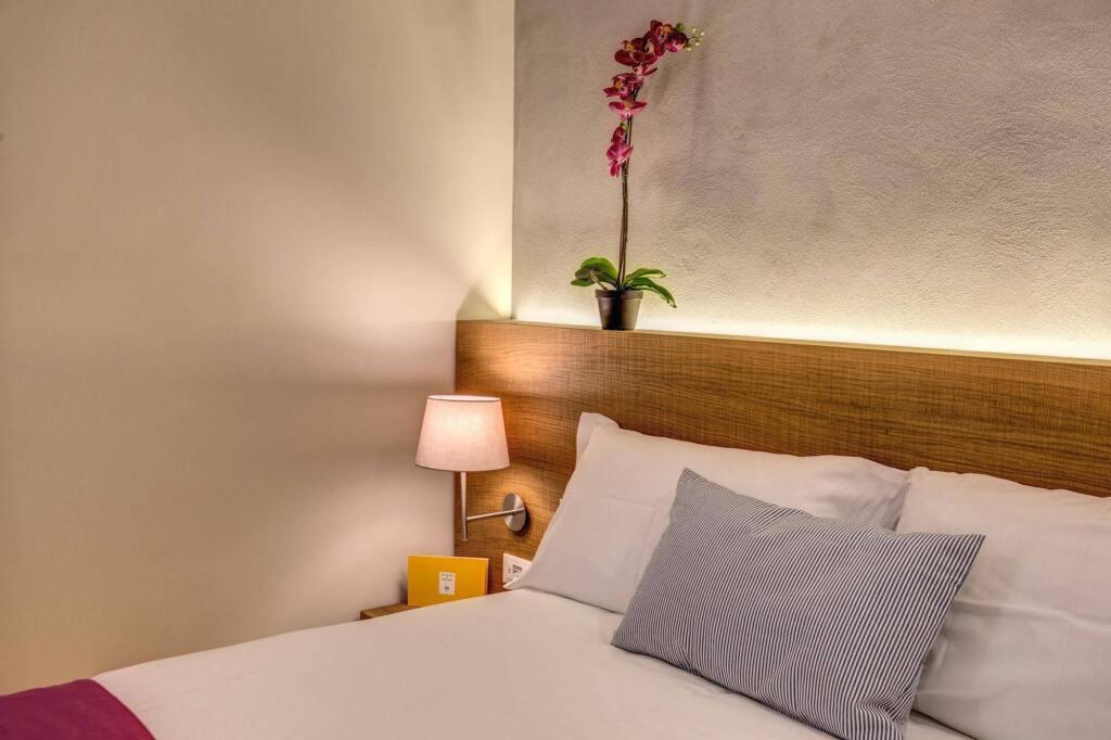 hotel image 16