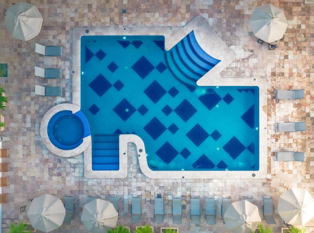 hotel image 12