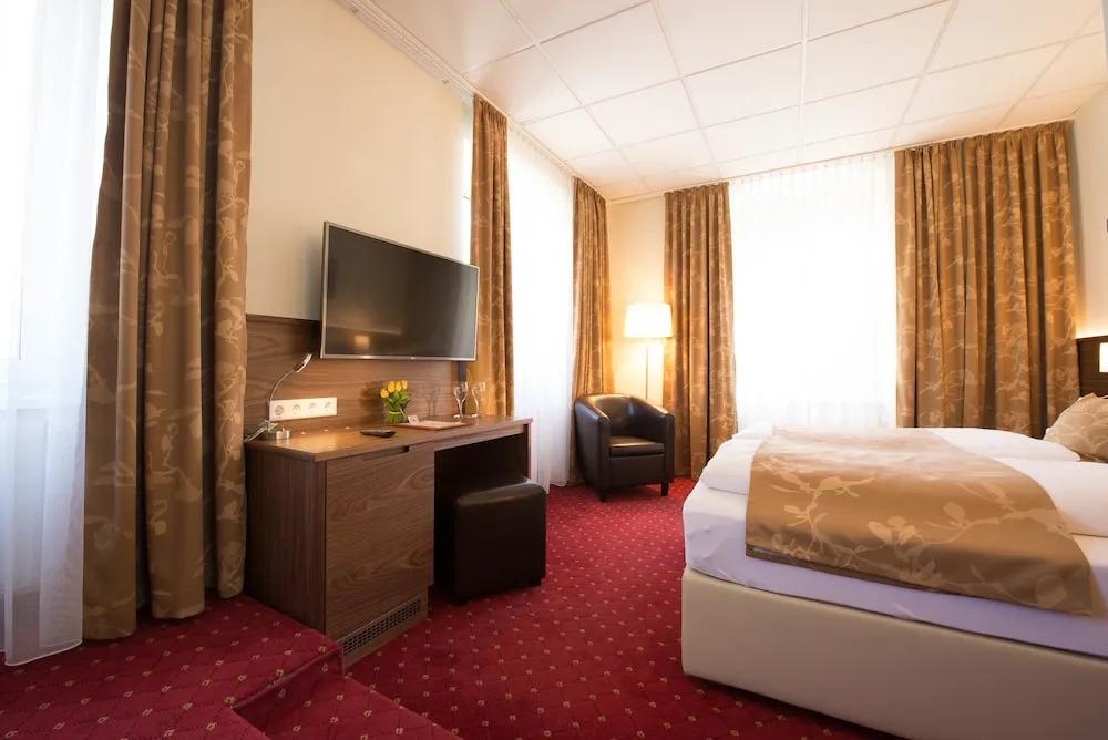 hotel image 7